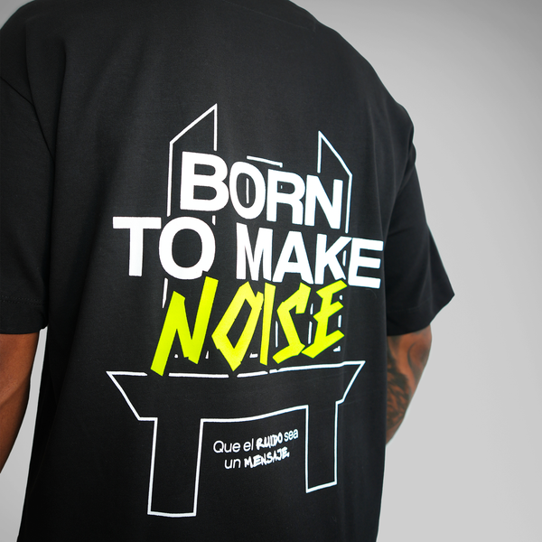 OVERSIZE ESTAMPADA MAKE NOISE NEGRA
